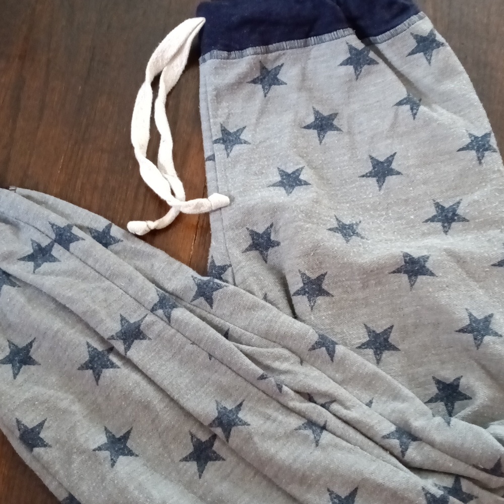 Drawstring small women's patriotic star pajama pants grey and blue
